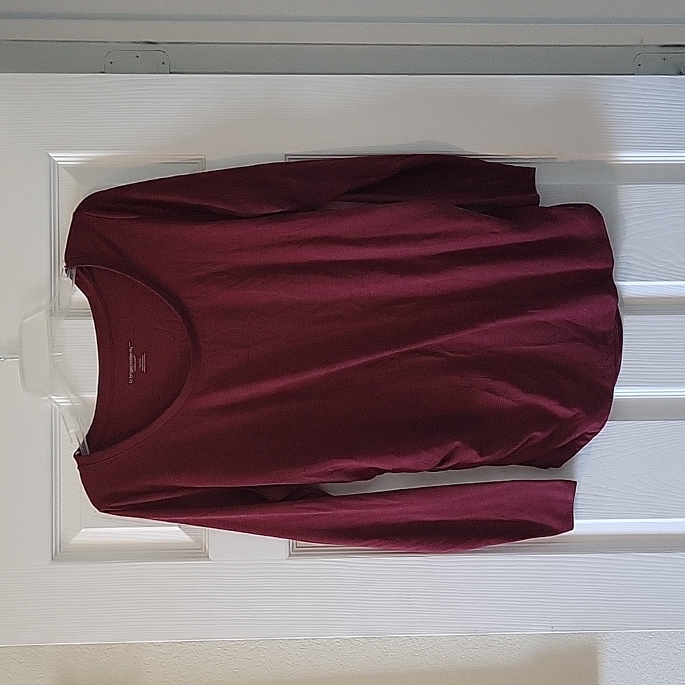 Liz Lange Maternity top